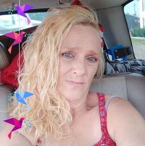 Meet your Posher, Connie